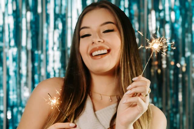 Smilie Teeth Whitening: smile confidently this season for every occasion