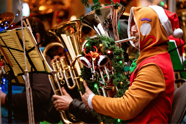 Start your Sunday with a heart-warming morning carol service featuring a guest brass band filling the church with the joyful sounds of Christmas. This is a highly popular, traditional service that offers a wonderful, festive atmosphere for the whole family to enjoy. 🎄 St Luke the Evangelist, Malvern Road, Holbeck, LS11 8PD.
