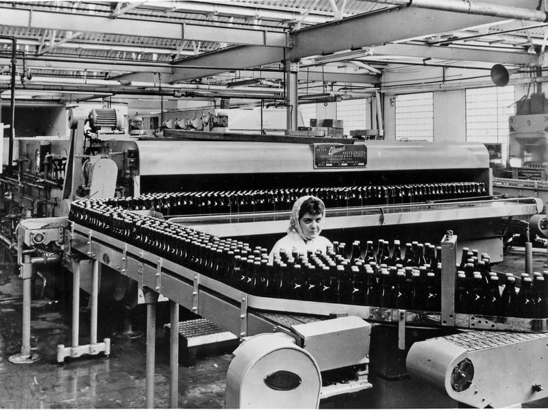 Carling Lager production at the Hope & Anchor Brewery, Sheffield, in July 1961