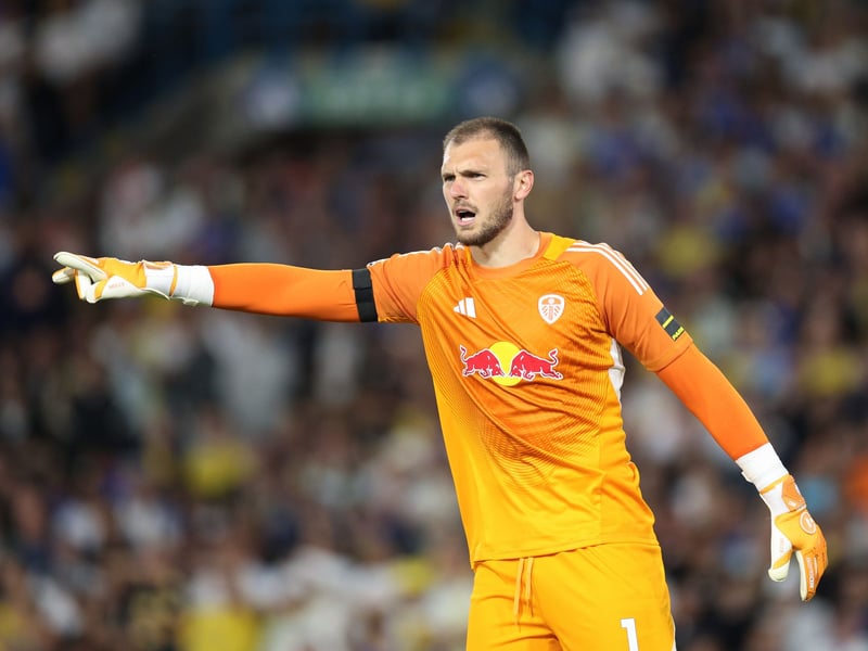 6 - His kicking was erratic again, conceding possession in settled spells. Came up with a big save to spare Struijk's blushes. 