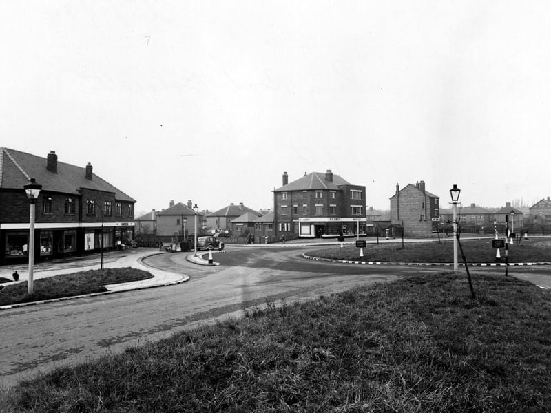 Green Lane Corner from Hollyshaw Lane across the roundabout towards Station Road in October 1944.