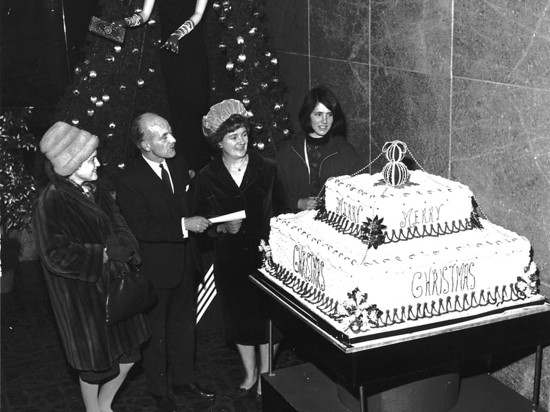 Goldberg's giant Christmas cake in 1965.