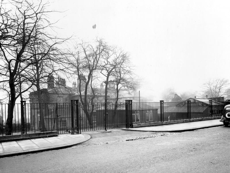 Potternewton Park in November 1938, with a view to the back of Mansion. It was built for Leeds woollen merchant James Brown around 1817 and known as Harehills Grove. In 1877 it was bought by the Jowitt family and sold to Leeds Corporation in 1901 by R.B.Jowitt.