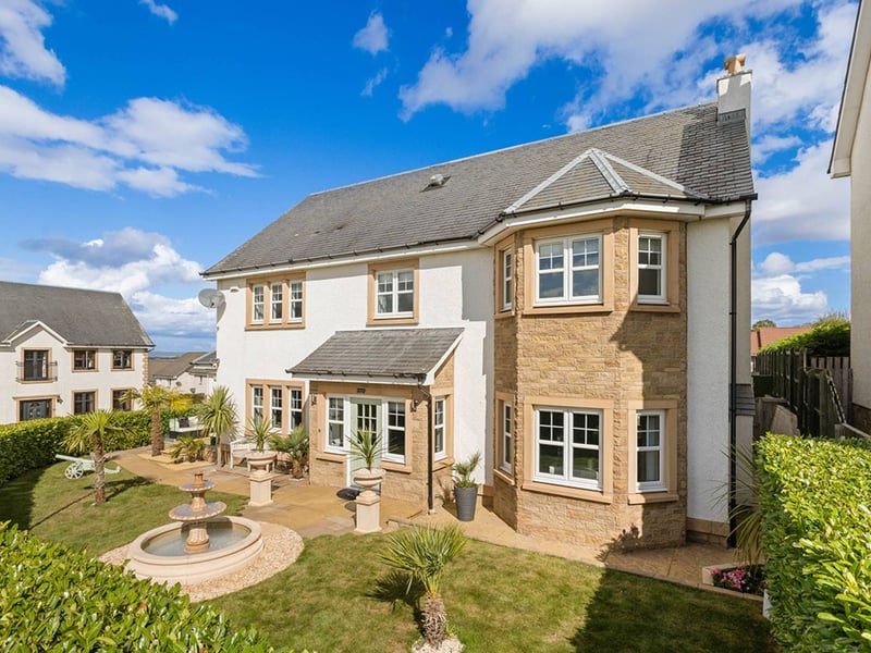 This magnificent six-bedroom home set in Dalkeith was the fourth stand-out property of the year. It offers practical living done up to an impeccable standard, and offers beautiful landscaped gardens. It was on the market for over £600,000 and is currently under offer