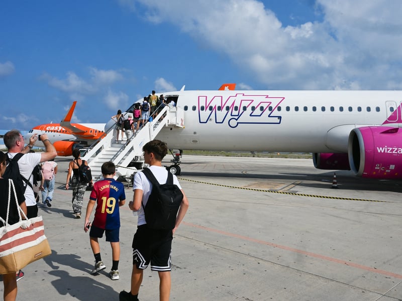 76 per cent of flights were on time for British Airways, Wizz Air, Emerald Airlines, Lufthansa, and United Airlines.