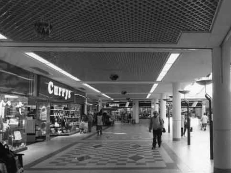 Crystal Peaks shopping centre in December 1988, with the electrical retailer Currys to the left