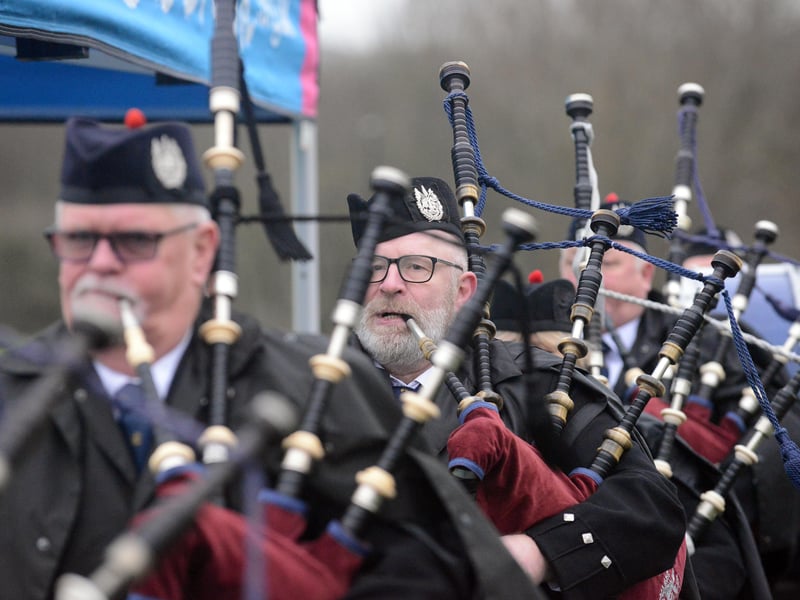 The artwork was installed at its permanent location in North Marine Park with a special ceremony. Highland Pipers opened the ceremony, which was attended by Vice Lord Lieutenant of Tyne and Wear, General Robin Brims, Brian Burnie, Council leader Tracey Dixon, Ray Lonsdale and special guests.