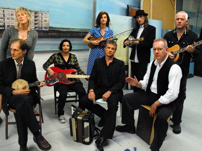 The Leeds legends returned in 1996 with United; a record that continued their tradition of blending political bite with country-inflected rock, proving that the art-school spirit of the city was still very much alive 20 years after they formed.