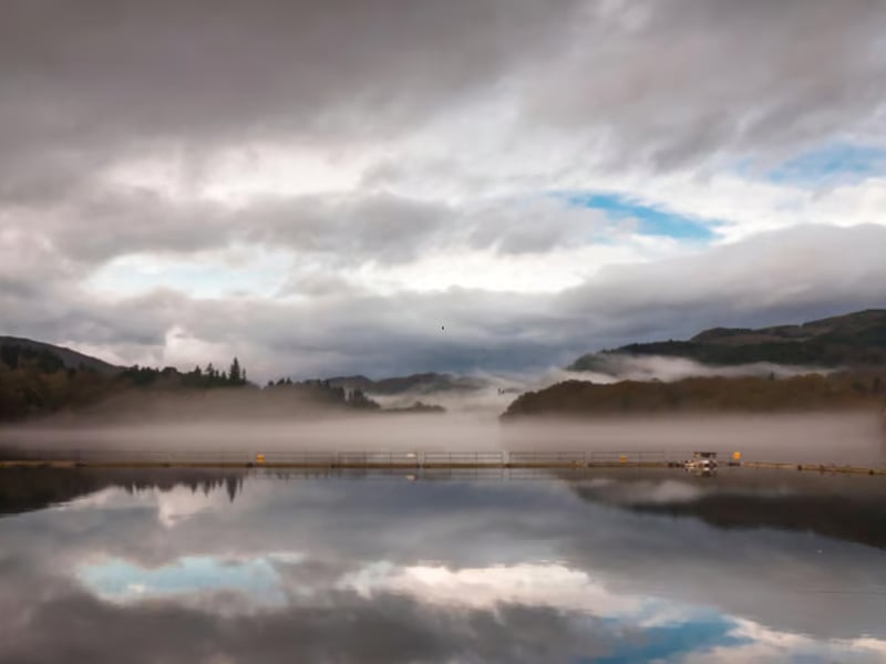 Located just outside Pitlochry, Faskally attracts thousands of tourists in Ocotber and November when it becomes lit up as 'the Enchanted Forest'. The woodland is well worth visiting over winter too, with a circuit of Loch Faskally making for an leisurely and pleasant stroll. 