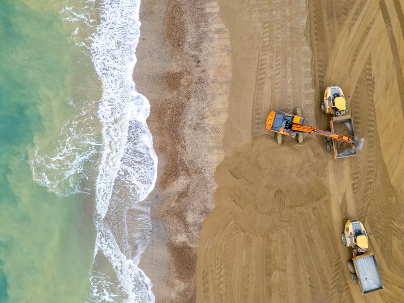 Ongoing works to the sea defences at Southsea Seafront near South Parade Pier
Photos by Alex Shute