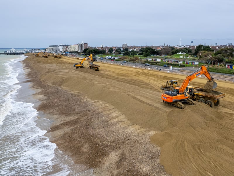 Ongoing works to the sea defences at Southsea Seafront near South Parade Pier
Photos by Alex Shute