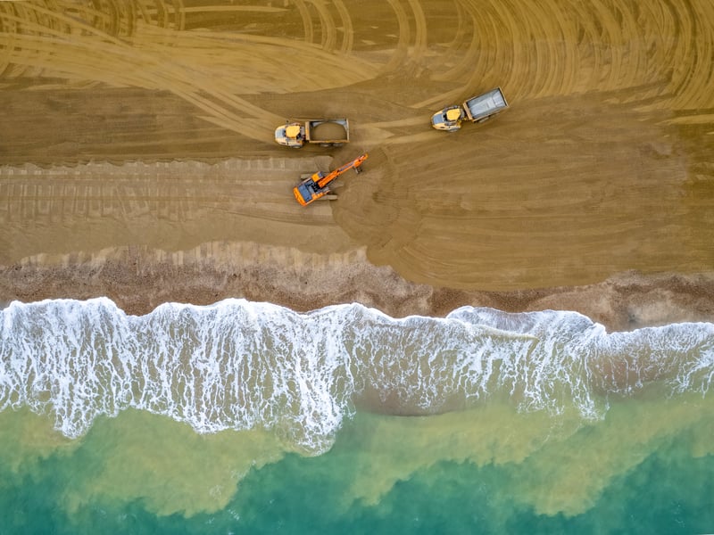 Ongoing works to the sea defences at Southsea Seafront near South Parade Pier
Photos by Alex Shute
