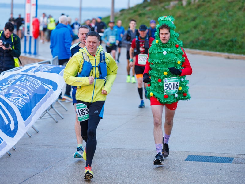Runners set off early this morning to take part in the The Portsmouth Coastal Waterside Marathon 2025. 


Picture: Marcin Jedrysiak