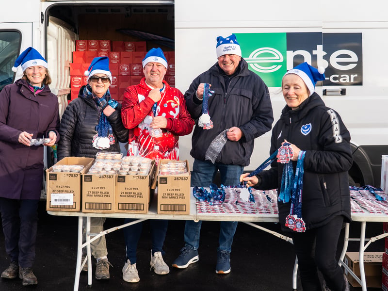 Southsea turned into a sea of red as hundreds of people took part in the Santa 5k and 10k. 

Pictured: The Pompey in the Community Volunteers at the Santa run.

Picture: Alec Chapman