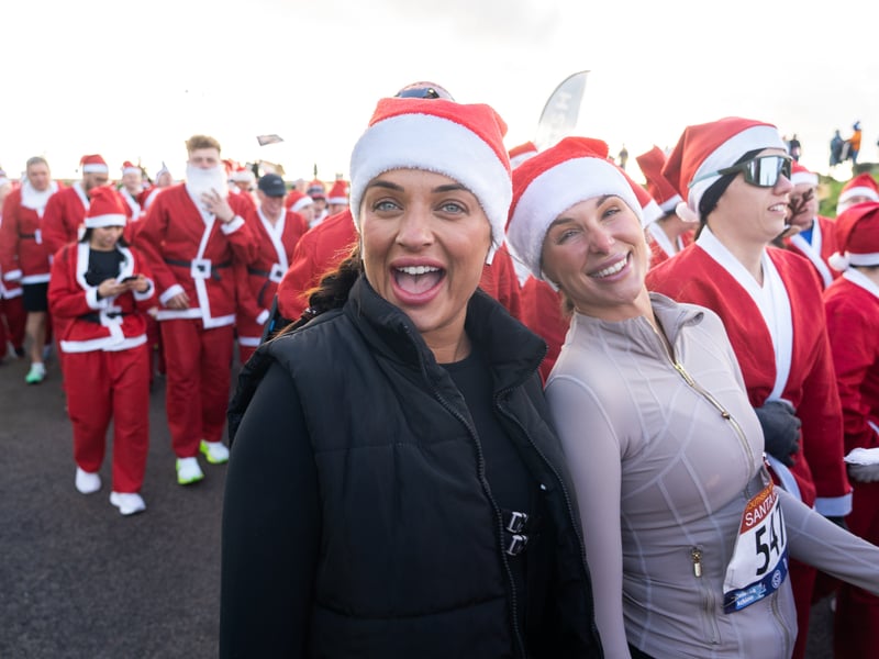 Southsea turned into a sea of red as hundreds of people took part in the Santa 5k and 10k. 


Picture: Alec Chapman