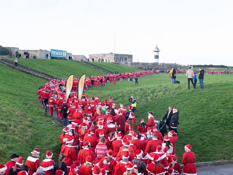 Southsea turned into a sea of red as hundreds of people took part in the Santa 5k and 10k. 


Picture: Alec Chapman