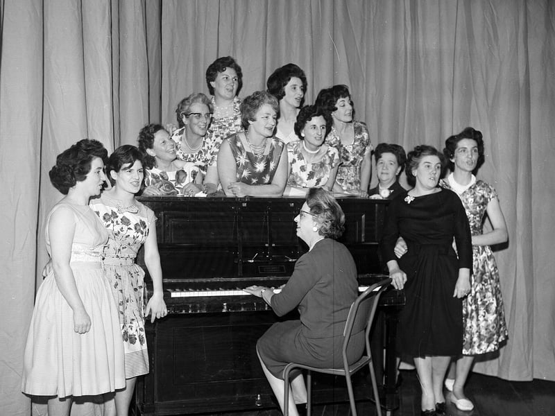 The Barnton Townswomen Guild concert in Clermiston School Hall in November 1963.