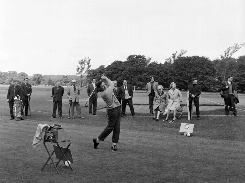 Bobby Walker drives off at Barnton in June 1965.