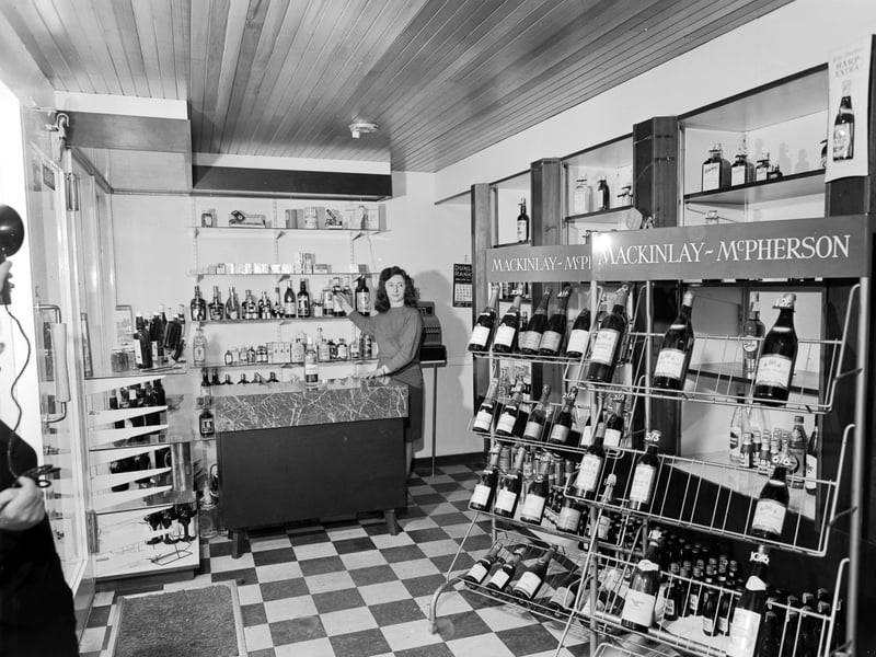 The Wine Lodge at the Barnton Hotel in May 1966.