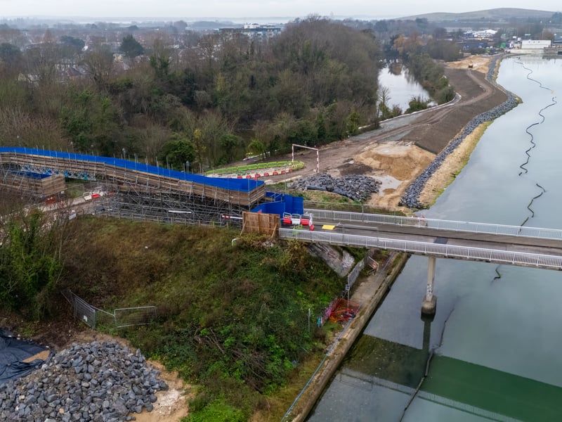 Ongoing sea defences work in Hilsea. Photos by Alex Shute