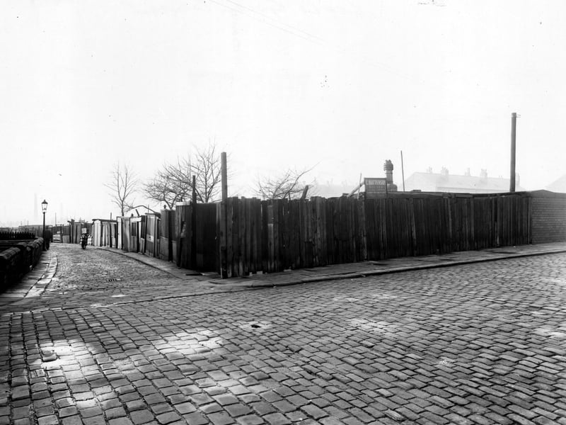 Looking south-west down Back Cross Green Crescent from Fewston Avenue. Pictured in November 1950.