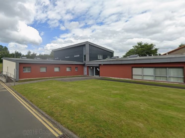There were 91 responses from patients at Carntyne Medical Centre in Glasgow, with 42% rating their overall experience as negative.