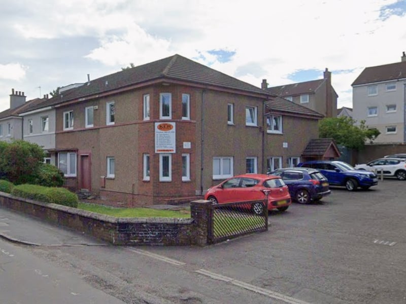 There were 93 responses from patients at The Ker Practice in Glasgow, with 41% rating their overall experience as negative. 