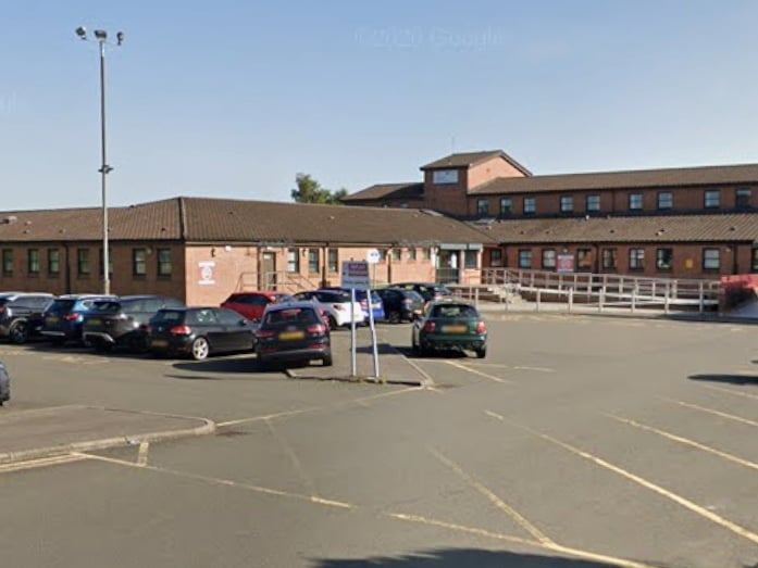 There were 95 responses from patients atCastlemilk Group Practice in Glasgow, with 30% rating their overall experience as negative. 