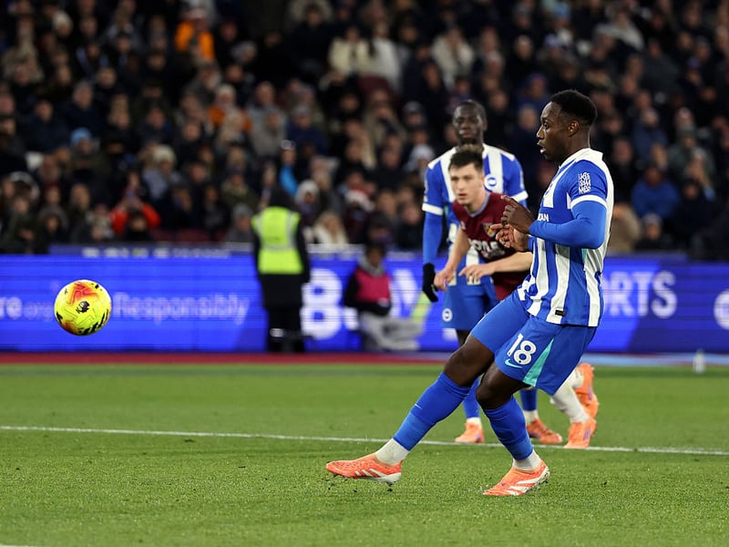The former Man United striker continues to manage a lower back injury but should be ok to play a role