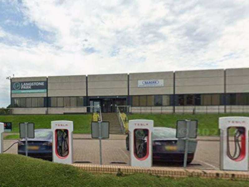 Activhealth Fitness Centre in Havant has a rating of 4.9 from 129 Google reviews. One person said: "I’ve been going to Activhealth for over a year now and it’s an amazing gym. The equipment is great and the people are genuinely lovely." 