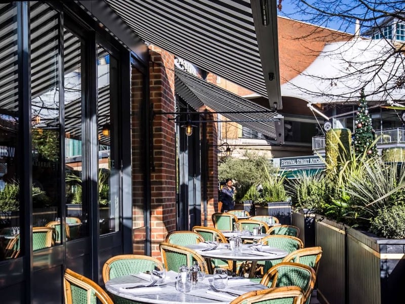 Cote Brasserie in Basingstoke has a 4.7* rating from 52 reviews. An OpenTable reviewer said: “Good value French style cuisine. Really friendly and attentive service. Pleasant ambience. Will certainly visit again.”