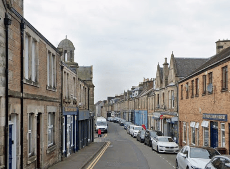 In Kirkcaldy, which has the postcode area KY, the average house price is £170,600.