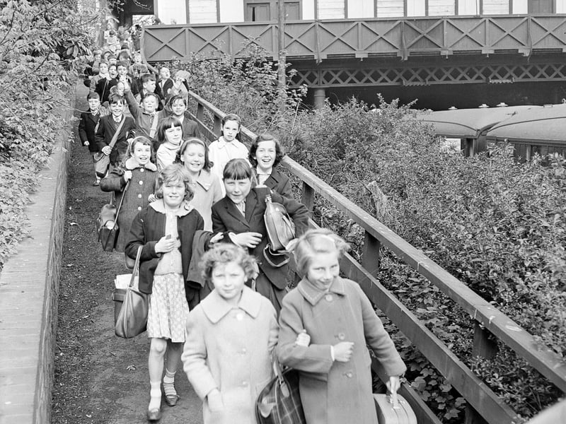Granton Primary School pupils head to get a train to Pitlochry in May 1964.
