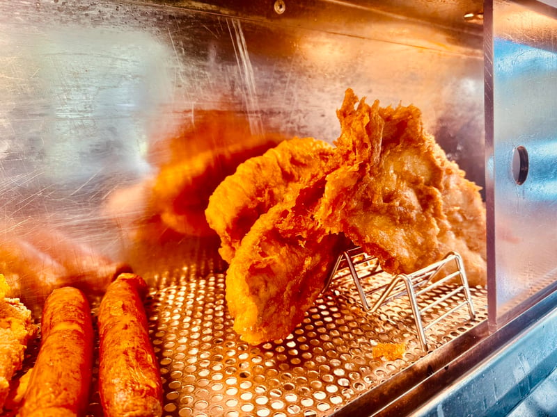 Quayside Restaurant and Fish Bar, Gourdon, Montrose, Aberdeenshire was one of two Scottish chippies on the best restaurants list.