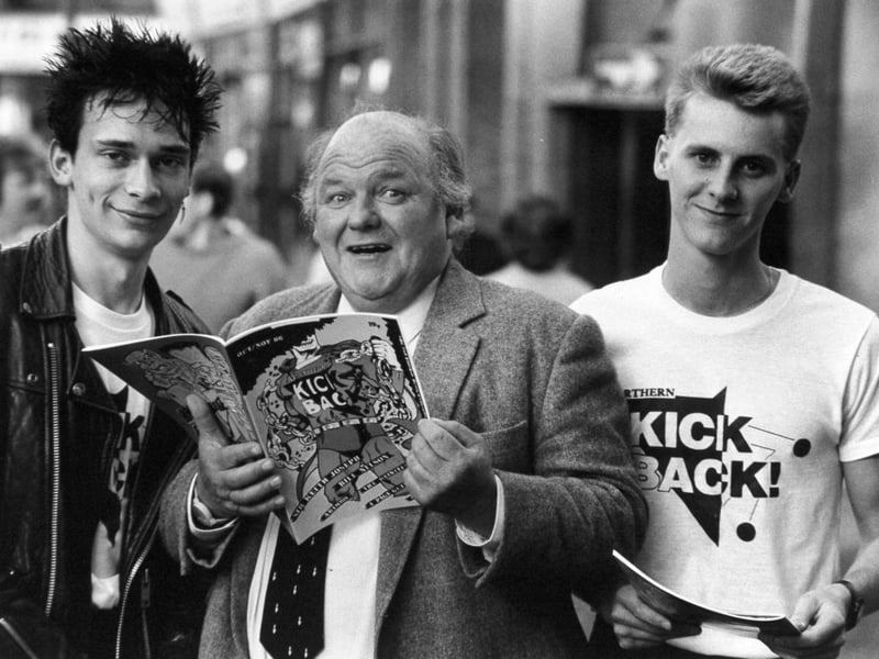 Simon Jose  and Simon Norfolk  with actor and comedian Roy Kinnear. 