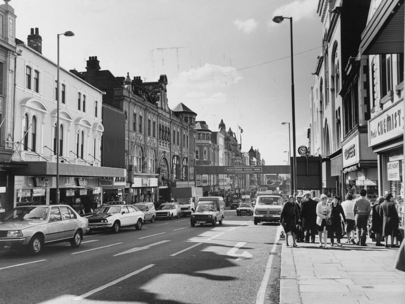 Share your memories of Leeds in 1986 with Andrew Hutchinson via email at: andrew.hutchinson@jpress.co.uk or tweet him - @AndyHutchYPN