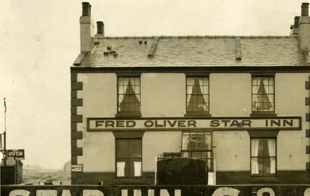 The old Star Inn / Fred Oliver Star Inn , South Shore, Blackpool
Pictured in 1932.
" A reader recalls that in earlier days the Inn was surrounded by the sea at high tide"