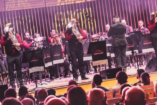  A performance by one of the world's leading brass bands. This concert provides a community-focused atmosphere and serves as a traditional introduction to live instrumental music for younger audiences. 📍 Pudsey Civic Hall, Dawson's Corner, Pudsey, Leeds, LS28 5TA