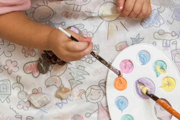 These sessions provide fun, messy craft activities specifically designed for children under 5 and their carers. Babies, toddlers, and pre-schoolers can explore various textures and materials in a relaxed, creative environment. 📍 Leeds City Museum, Millennium Square, Leeds, LS2 8BH