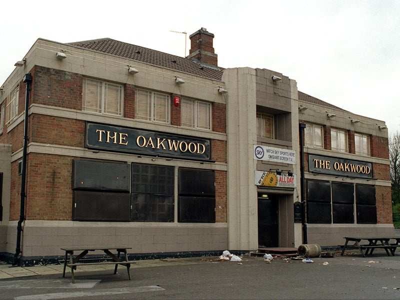 The Oakwood on Easterly Road pictured in March 1998 after it had shut down. It later reopened as a McDonalds.
