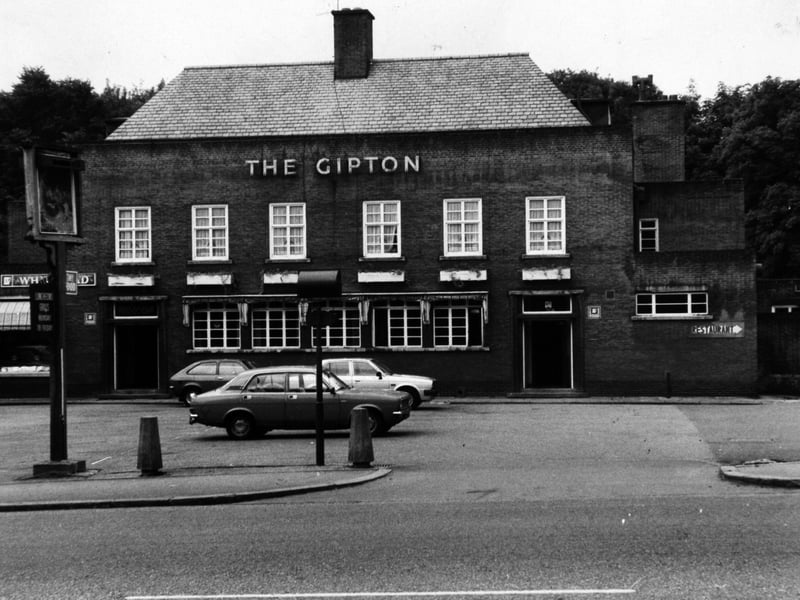 Do you remember The Gipton on Roundhay Road? This photo was taken in June 1982 when the licensee was Ronald Winter.