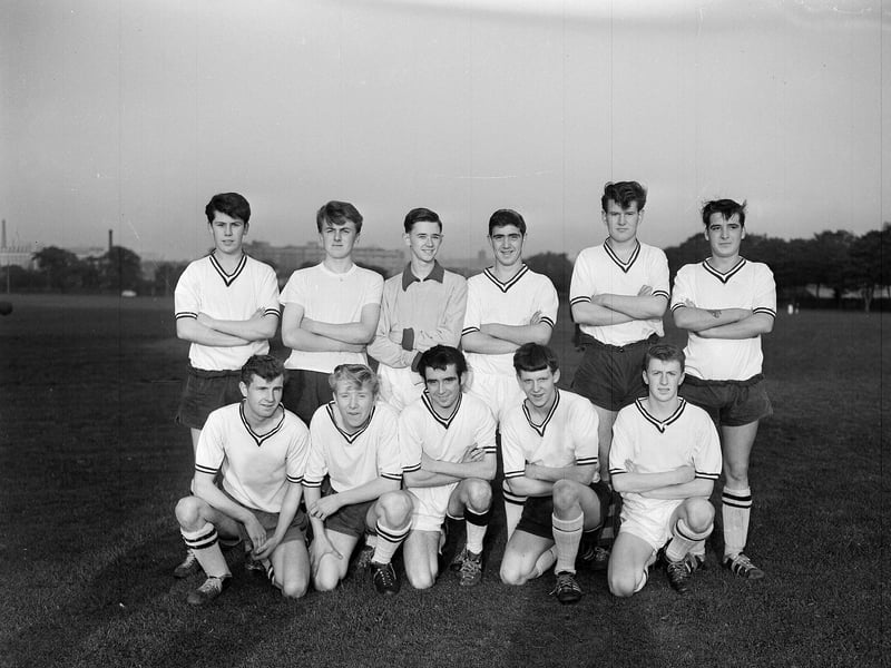 The Broomhouse St David's football team in August 1963.