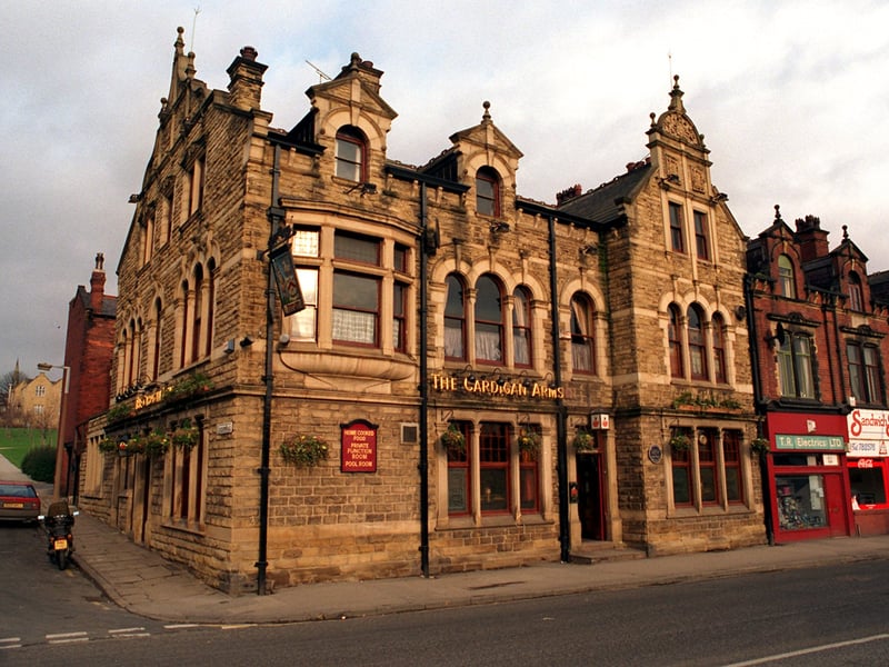 Share your memories of Leeds in February 1996 with Andrew Hutchinson via email at: andrew.hutchinson@jpress.co.uk or tweet him - @AndyHutchYPN