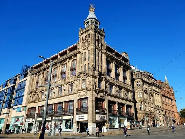 Yet another new Princes Street hotel, the Numa will turn the former RW Forsyth's department store into a 109 room hotel with retail and leisure space. Planners have green-lit the project.