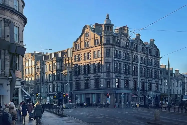 Set to be built on Queensferry Street in the West End, The Colourist hotel will be created by refurbishing several listed buildings. It will be a 129 room Marriott Tribute Portfolio hotel
with a retail space on the ground floor and should be finished by 2027.