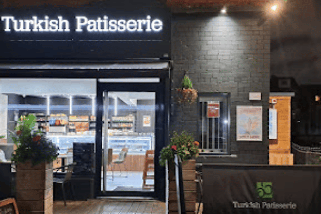 For something a little different, head to Queen’s Road. Alongside traditional favourites, they serve authentic Turkish coffee - the perfect place to enjoy a strong brew with some fresh baklava. ☕ 34 Queen's Rd, Burley, Leeds LS6 1NY