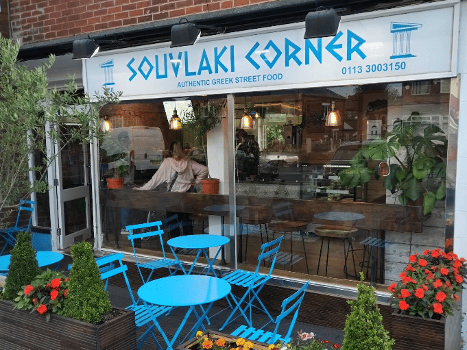 This hidden gem brings a true taste of Greece to Armley. Diners rave about the massive portions of their Mixed Gyros boxes and the authentic flavour of their pork and chicken souvlaki. Be sure to save room for their homemade Trilece (milk cake) or a slice of their famous orange pie for a perfect Mediterranean finish.