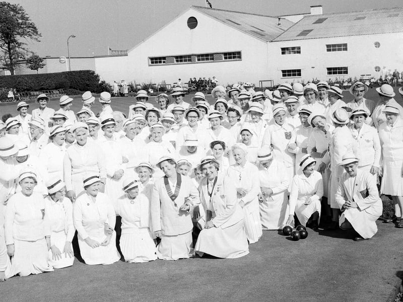 East and west women's bowling teams at Sighthill in September 1963.