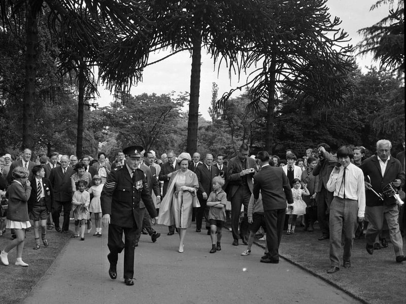 Queen Elizabeth II enjoys a walk in the Royal Botanic Gardens in September 1964.