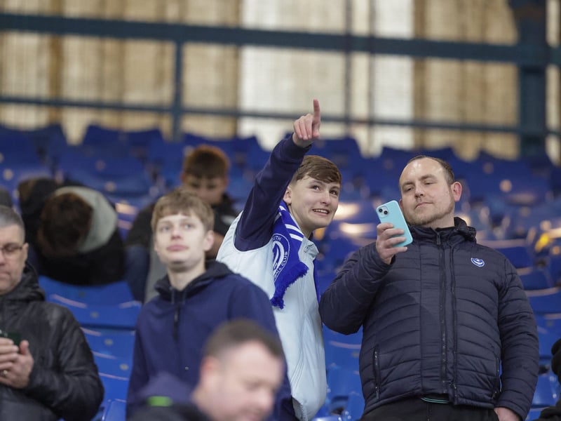 Brilliant pictures of Portsmouth faithful backing side at Sheffield Wednesday